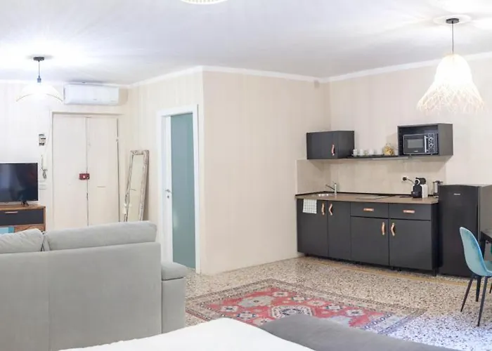La Piazzetta & 4* Genua