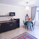 La Piazzetta &