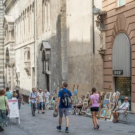 La Piazzetta & Genova