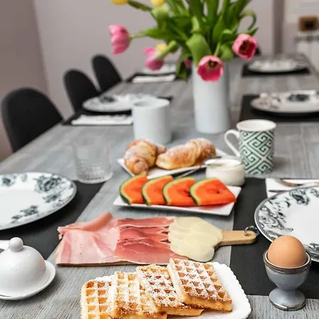 La Piazzetta & Vendégház