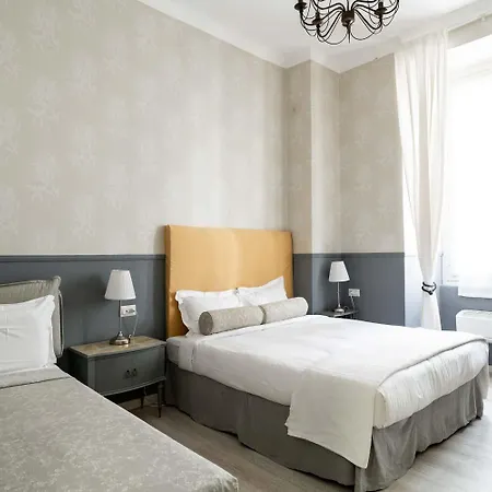 La Piazzetta & Genoa