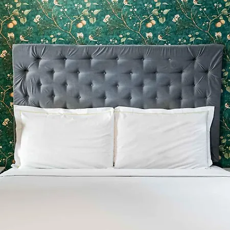 Guest house La Piazzetta & Genoa