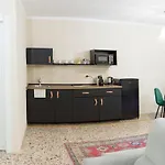 Maison d'hôtes La Piazzetta & Gênes